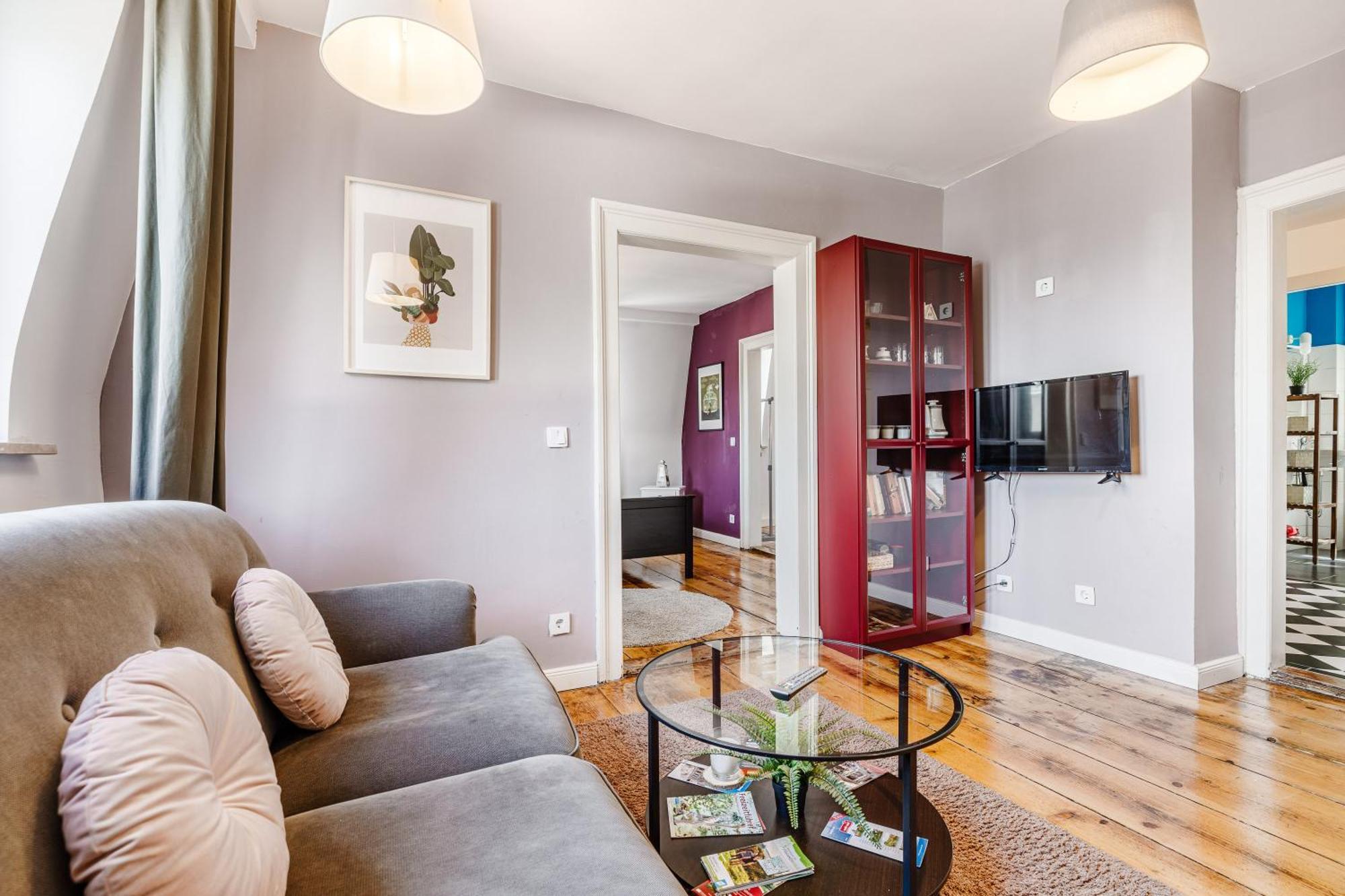 Old Town Center Apartment